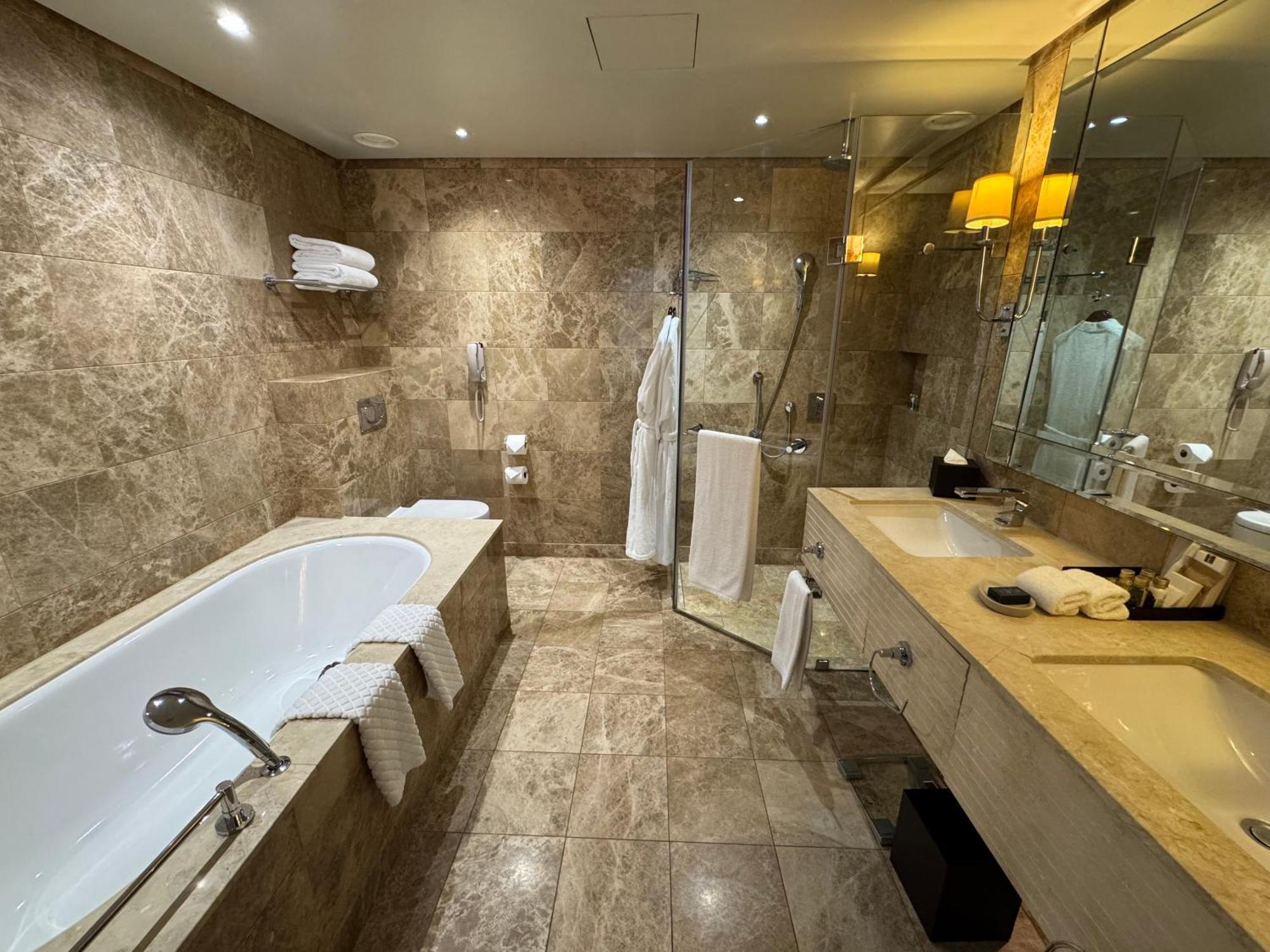 Luxury Residence At Taj Cape Town - Top Corner Apartment With Balcony - Newly Renovated Eksteriør bilde